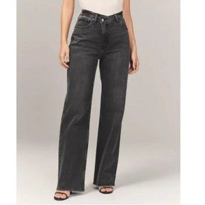 Abercrombie and Fitch 90s Ultra High Rise Straight Jeans 28 6 Black Crossover